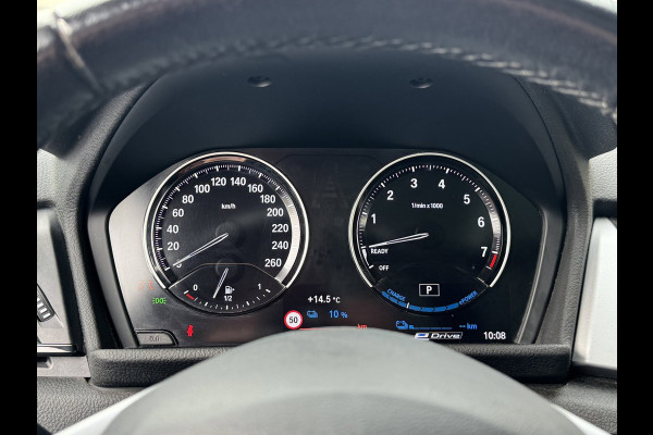 BMW 2 Serie Active Tourer 225xe iPerformance eDrive Hybride - AUTOMAAT I Panorama dak I Navigatie I Airco I PDC I Sport velgen