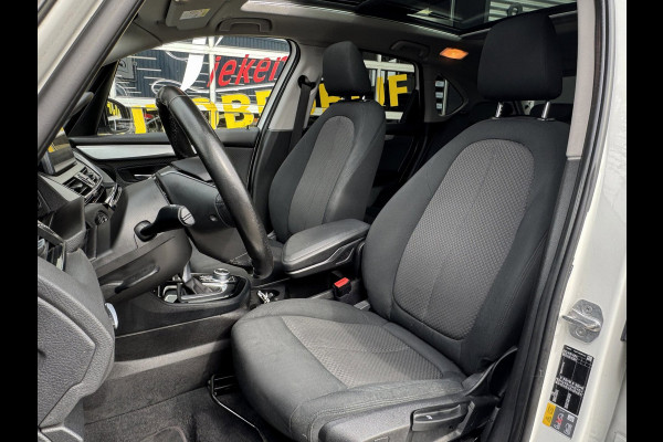 BMW 2 Serie Active Tourer 225xe iPerformance eDrive Hybride - AUTOMAAT I Panorama dak I Navigatie I Airco I PDC I Sport velgen