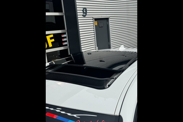 BMW 2 Serie Active Tourer 225xe iPerformance eDrive Hybride - AUTOMAAT I Panorama dak I Navigatie I Airco I PDC I Sport velgen