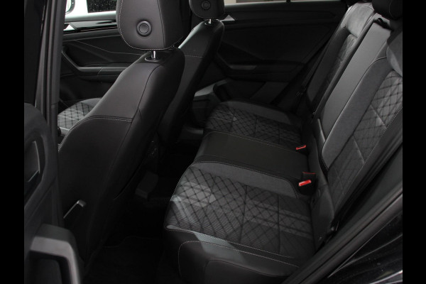 Volkswagen T-Roc 1.5 TSI DSG R-Line + Design pakket Black Automaat Panorama dak Navigatie Apple Carplay/Android Auto Climate control Adaptieve cruise control LED