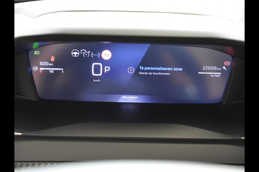 Peugeot 2008 1.2 Hybrid 136 Allure | Navigatie | Parkeer Camera |