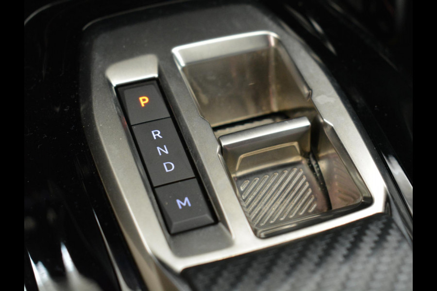 Peugeot 2008 1.2 Hybrid 136 Allure | Navigatie | Parkeer Camera |