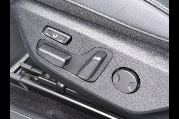 Kia Ev6 Plus Advanced 77.4 kWh Leer Schuif-kanteldak Camera Adap.Cruise Warmtepomp V2L Elektr.-Stoel-Massage+Ventilatie+Verwarmd+Memory  SOH 100% DAB Elek.Achterklep Lmv 20" Lane Assist Privacy Glas 1.600kg Trekvermogen! 1e Eigenaar Dealeronderhouden Origineel Nederlandse Auto Nieuwprijs €53.860,- snelladen tot 240 KW