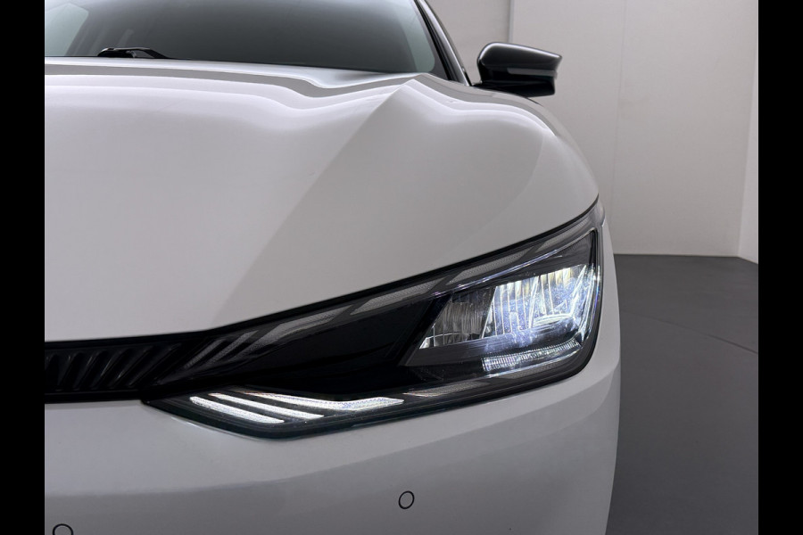 Kia Ev6 Plus Advanced 77.4 kWh Leer Schuif-kanteldak Camera Adap.Cruise Warmtepomp V2L Elektr.-Stoel-Massage+Ventilatie+Verwarmd+Memory  SOH 100% DAB Elek.Achterklep Lmv 20" Lane Assist Privacy Glas 1.600kg Trekvermogen! 1e Eigenaar Dealeronderhouden Origineel Nederlandse Auto Nieuwprijs €53.860,- snelladen tot 240 KW