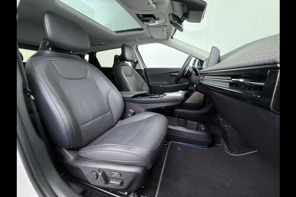 Kia Ev6 Plus Advanced 77.4 kWh Leer Schuif-kanteldak Camera Adap.Cruise Warmtepomp V2L Elektr.-Stoel-Massage+Ventilatie+Verwarmd+Memory  SOH 100% DAB Elek.Achterklep Lmv 20" Lane Assist Privacy Glas 1.600kg Trekvermogen! 1e Eigenaar Dealeronderhouden Origineel Nederlandse Auto Nieuwprijs €53.860,- snelladen tot 240 KW