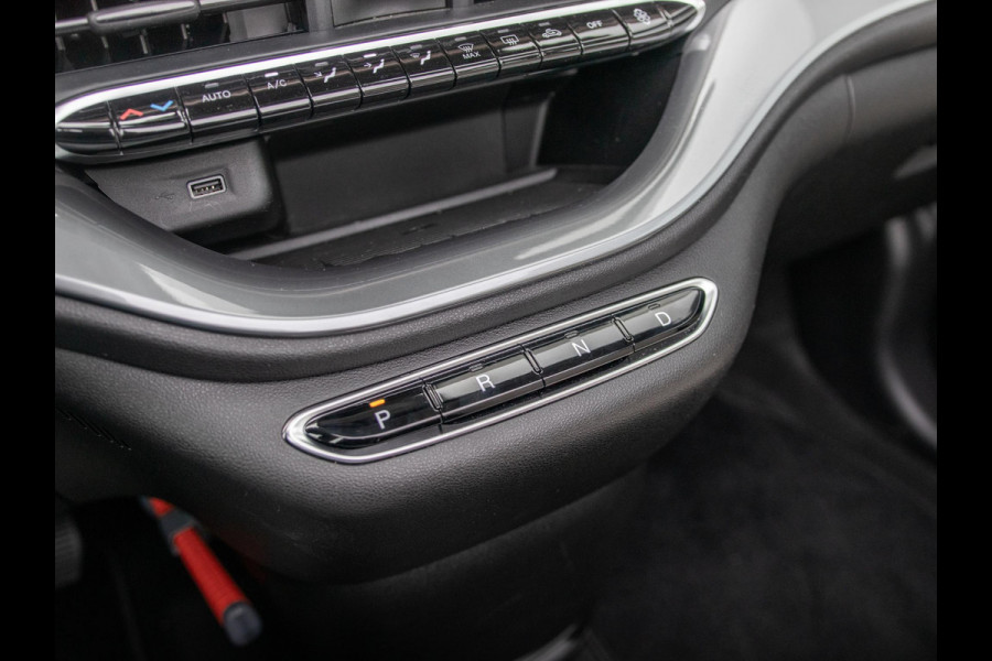 Fiat 500E Cabrio La Prima 42 kWh | 17% Bijtelling | Clima | Cruise | Leder | 17" | Priv Glass | Winter Pack | JBL Sound | BSM | Apple Carplay