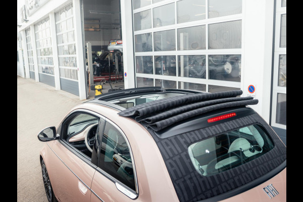 Fiat 500E Cabrio La Prima 42 kWh | 17% Bijtelling | Clima | Cruise | Leder | 17" | Priv Glass | Winter Pack | JBL Sound | BSM | Apple Carplay