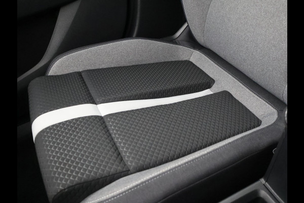 Opel Frontera ELECTRIC EDITION 44 KWH *1.534 KM* + CAMERA | STUURVERW. | STOELVERW. | LED | NAVIGATIE