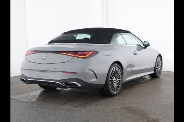 Mercedes-Benz CLE Cabriolet 180 AMG Line AMG Line | Ledkoplampen | Memory pakket voorstoelen | (19 inch) multispaaks lichtmetalen AMG velgen. Inclusief 24 maanden MB Certified garantie voor Europa.