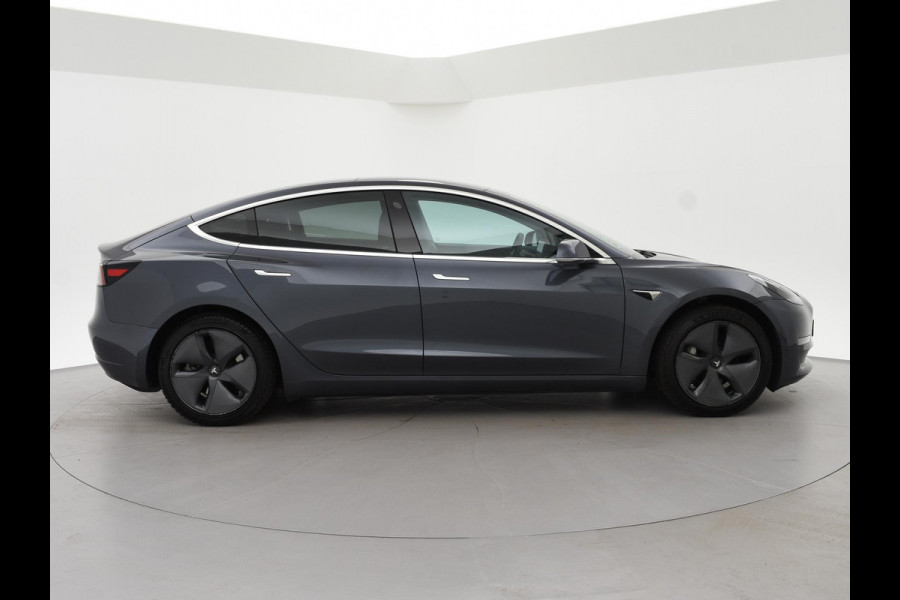 Tesla Model 3 LONG RANGE AWD 75 kWh + TREKHAAK | 560 KM WLTP | 1000 KG TREKGEWICHT OP KENTEKEN