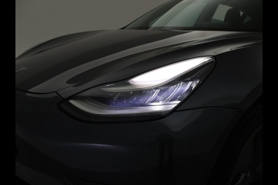 Tesla Model 3 LONG RANGE AWD 75 kWh + TREKHAAK | 560 KM WLTP | 1000 KG TREKGEWICHT OP KENTEKEN