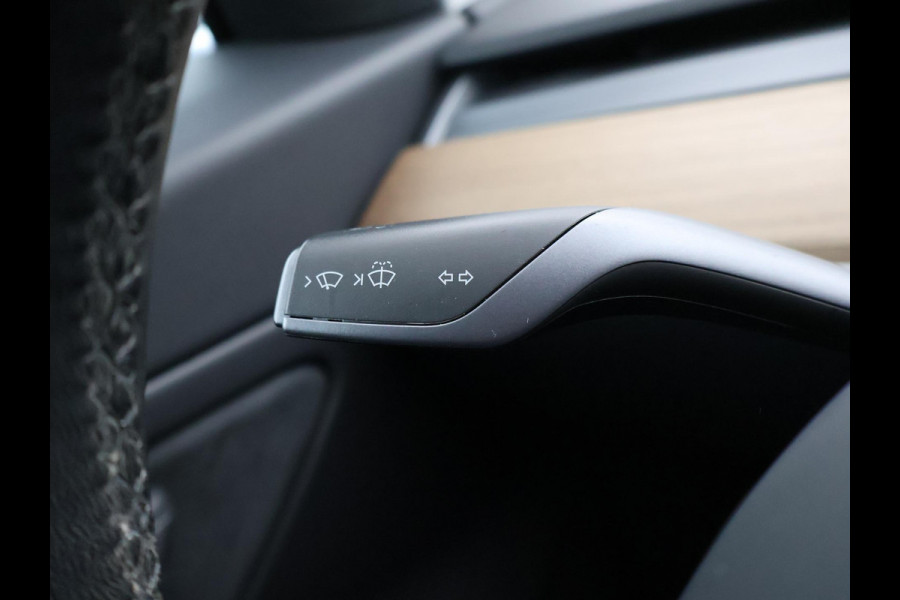 Tesla Model 3 LONG RANGE AWD 75 kWh + TREKHAAK | 560 KM WLTP | 1000 KG TREKGEWICHT OP KENTEKEN
