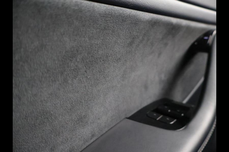 Tesla Model 3 LONG RANGE AWD 75 kWh + TREKHAAK | 560 KM WLTP | 1000 KG TREKGEWICHT OP KENTEKEN