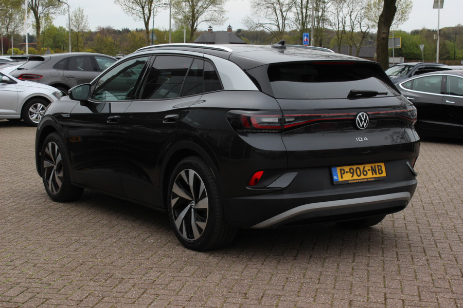 Volkswagen ID.4 First 77 kWh / SoH 89,2% / Trekhaak / Camera / Apple CarPlay / DAB / 20'' / LED / Alcantara / Stoelverwarming / ACC