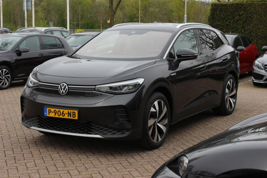 Volkswagen ID.4 First 77 kWh / SoH 89,2% / Trekhaak / Camera / Apple CarPlay / DAB / 20'' / LED / Alcantara / Stoelverwarming / ACC