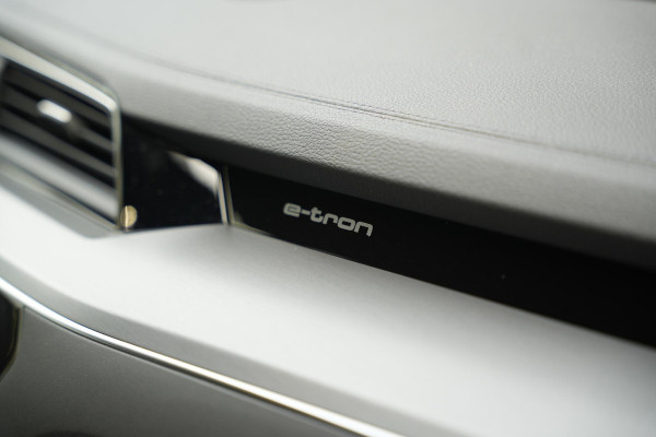 Audi e-tron e-tron 55 quattro advanced 95 kWh S Line B&O Adaptieve Cruise LED Stoelverw.