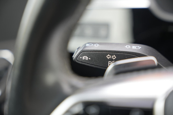 Audi e-tron e-tron 55 quattro advanced 95 kWh S Line B&O Adaptieve Cruise LED Stoelverw.