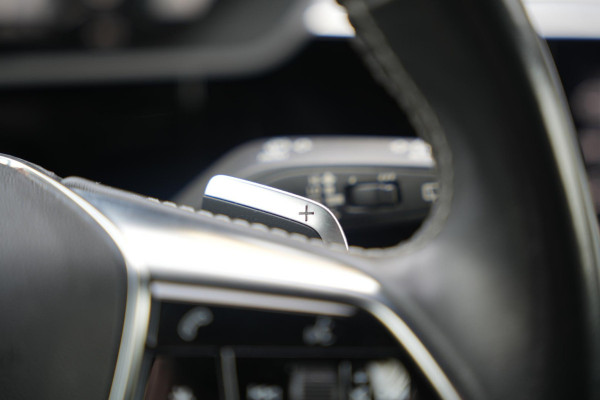 Audi e-tron e-tron 55 quattro advanced 95 kWh S Line B&O Adaptieve Cruise LED Stoelverw.