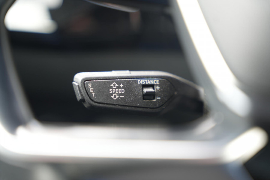 Audi e-tron e-tron 55 quattro advanced 95 kWh S Line B&O Adaptieve Cruise LED Stoelverw.