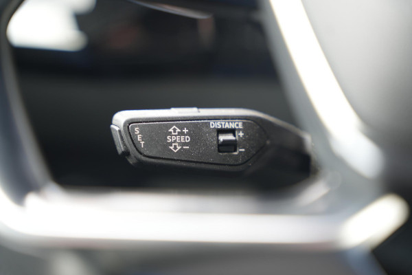 Audi e-tron e-tron 55 quattro advanced 95 kWh S Line B&O Adaptieve Cruise LED Stoelverw.