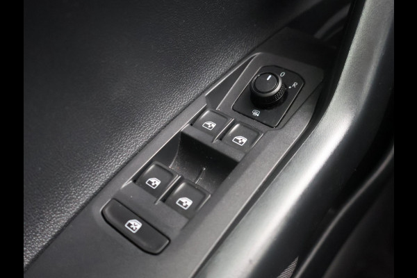 Volkswagen Polo 1.0 TSI DSG AUT. *47.964 KM!* + ADAPTIVE CRUISE | STOELVERW. | 17 INCH | APPLE CARPLAY | PRIVACY