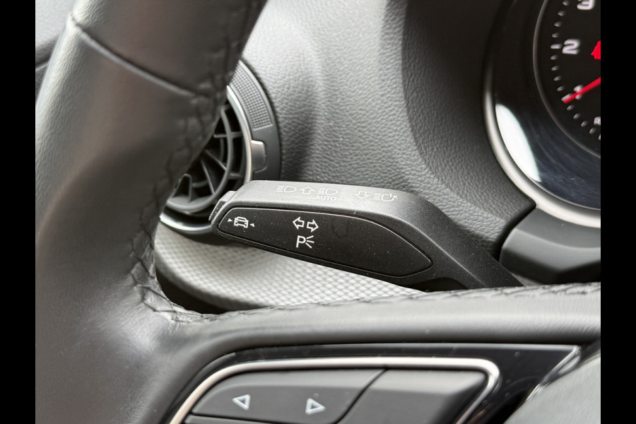 Audi Q2 35 TFSI Pro Line | Apple Carplay | Draadloze lader | LED | Origineel NL