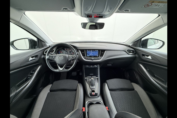 Opel Grandland X 1.6T 225pk PHEV Hybride AUT-8. Navi 360°Camera 1/2 Leer Apple Carplay Android Two-Tone AGR-Comfort Stoelen StoelverwarmingAuto E Elek.Achterklep Led Privacy Glas Lmv Isofix DAB Bluetooth Lane Assist Regen-Lichtsensor Keyless 1e Eigenaar Dealeronderhouden Origineel Nederlandse Auto € 46.000 nieuw!