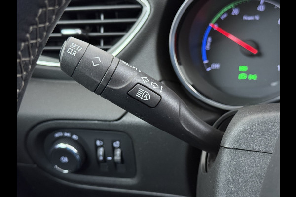 Opel Grandland X 1.6T 225pk PHEV Hybride AUT-8. Navi 360°Camera 1/2 Leer Apple Carplay Android Two-Tone AGR-Comfort Stoelen StoelverwarmingAuto E Elek.Achterklep Led Privacy Glas Lmv Isofix DAB Bluetooth Lane Assist Regen-Lichtsensor Keyless 1e Eigenaar Dealeronderhouden Origineel Nederlandse Auto € 46.000 nieuw!