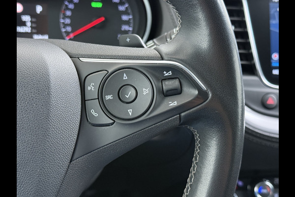 Opel Grandland X 1.6T 225pk PHEV Hybride AUT-8. Navi 360°Camera 1/2 Leer Apple Carplay Android Two-Tone AGR-Comfort Stoelen StoelverwarmingAuto E Elek.Achterklep Led Privacy Glas Lmv Isofix DAB Bluetooth Lane Assist Regen-Lichtsensor Keyless 1e Eigenaar Dealeronderhouden Origineel Nederlandse Auto € 46.000 nieuw!