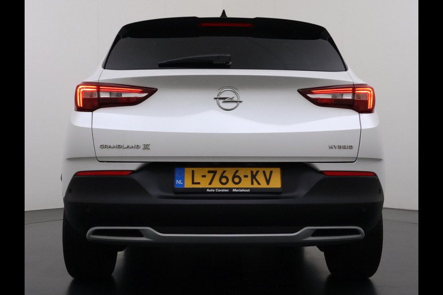 Opel Grandland X 1.6T 225pk PHEV Hybride AUT-8. Navi 360°Camera 1/2 Leer Apple Carplay Android Two-Tone AGR-Comfort Stoelen StoelverwarmingAuto E Elek.Achterklep Led Privacy Glas Lmv Isofix DAB Bluetooth Lane Assist Regen-Lichtsensor Keyless 1e Eigenaar Dealeronderhouden Origineel Nederlandse Auto € 46.000 nieuw!