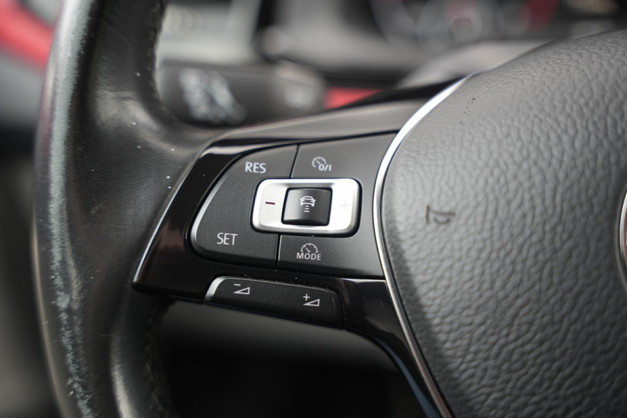 Volkswagen Polo 1.0 TSI Beats Airco Carplay Adaptieve Cruise