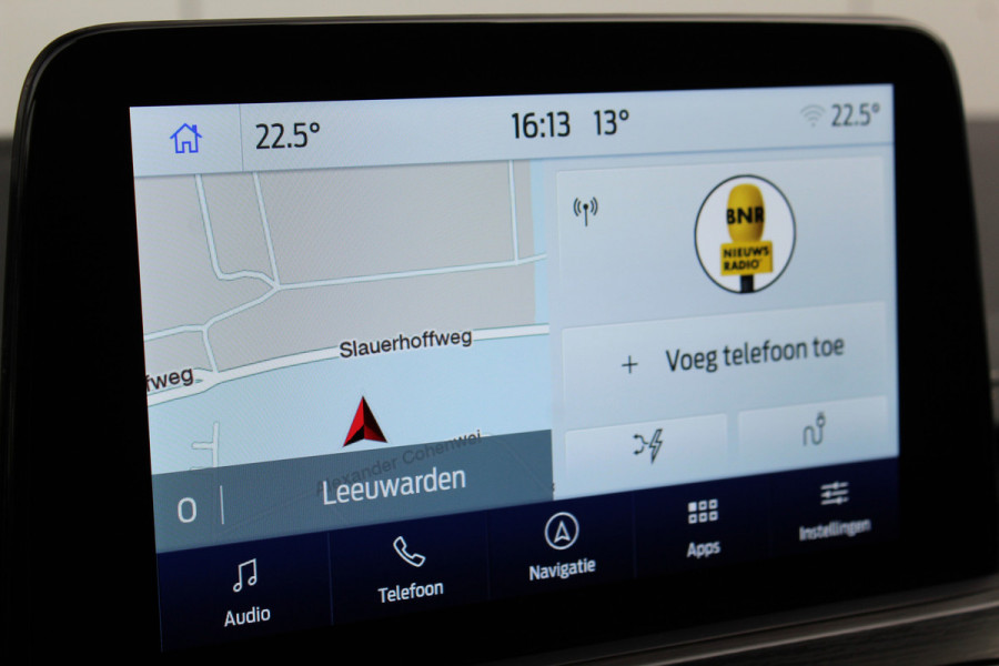 Ford Kuga 2.5-225pk PHEV 'Vignale' Plug-in Hybrid Automaat. Luxe hybride rijden voor een reëel bedrag ! Trekhaak, Adaptieve Cruise Cntrl, Climate Cntrl, Side- en lane assist, Head-Up display, Winter Pack, Driver Ass. Pack, Camera, Elektr. achterklep etc.