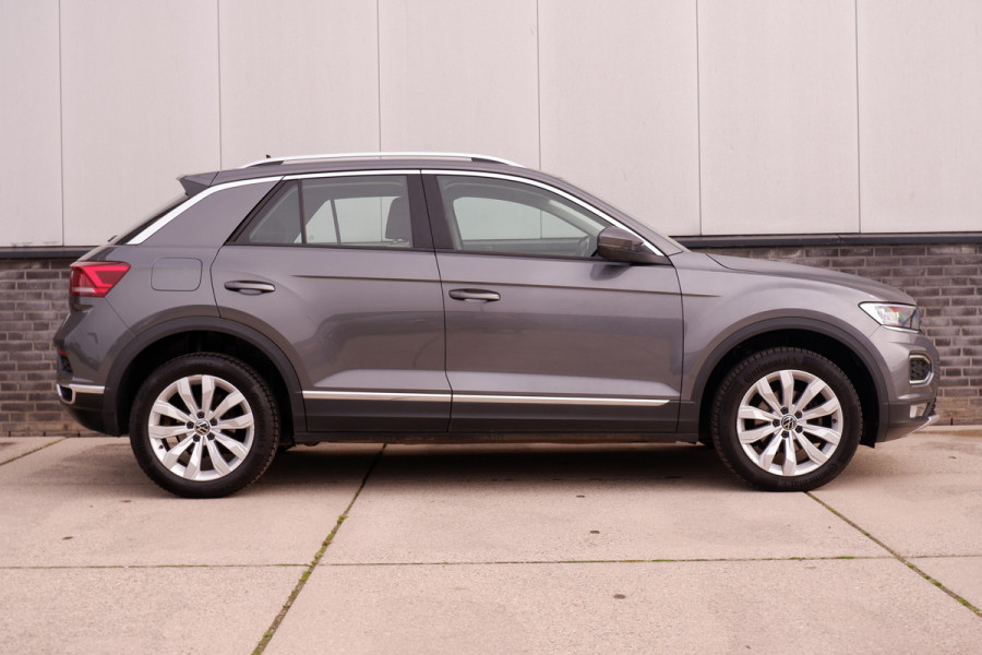 Volkswagen T-Roc 1.5 TSI Sport LED | Trekhaak | Carplay | Camera | Virtual Cockpit | PDC