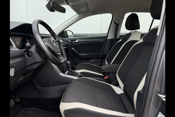 Volkswagen T-Roc 1.5 TSI Sport LED | Trekhaak | Carplay | Camera | Virtual Cockpit | PDC
