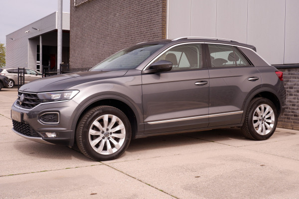 Volkswagen T-Roc 1.5 TSI Sport LED | Trekhaak | Carplay | Camera | Virtual Cockpit | PDC