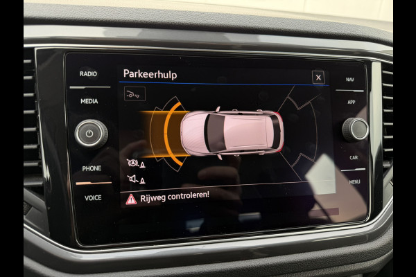 Volkswagen T-Roc 1.5 TSI Sport LED | Trekhaak | Carplay | Camera | Virtual Cockpit | PDC