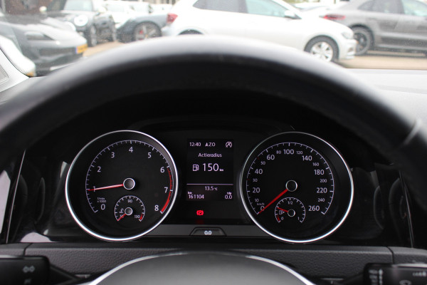 Volkswagen Golf 1.0 TSI Comfortline / Camera / CarPlay / 16'' / Navigatie / Parkeerhulp V+A / Getint glas / DAB / ACC