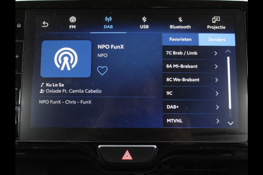 Toyota Yaris Cross 1.5 Hybrid Business CLIMATE | ADAPCRUISE | LMV16 | NAVI | CARPLAY | LED | CAMERA | DAB