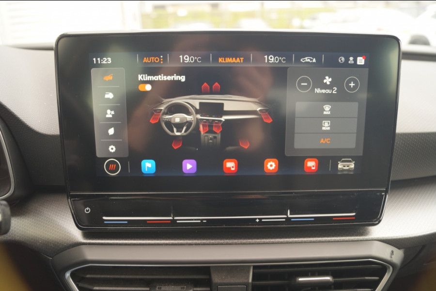 Seat Leon Sportstourer 1.0 TSI 110pk Style Business Intense -NAVI-ECC-CAM-