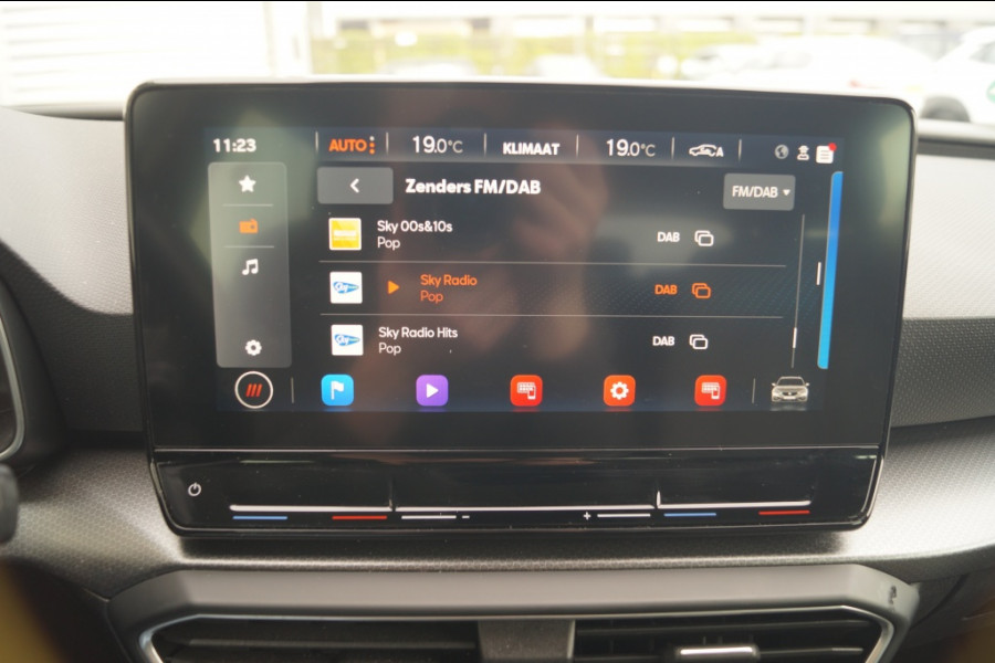 Seat Leon Sportstourer 1.0 TSI 110pk Style Business Intense -NAVI-ECC-CAM-