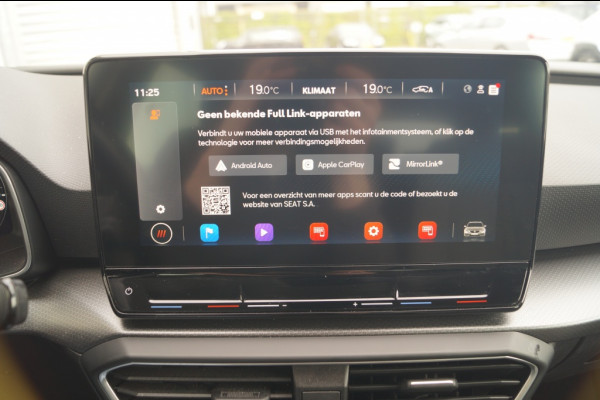 Seat Leon Sportstourer 1.0 TSI 110pk Style Business Intense -NAVI-ECC-CAM-