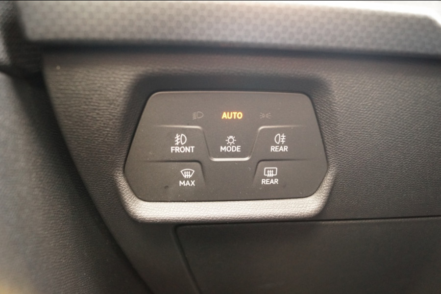 Seat Leon Sportstourer 1.0 TSI 110pk Style Business Intense -NAVI-ECC-CAM-