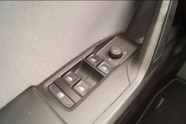 Seat Leon Sportstourer 1.0 TSI 110pk Style Business Intense -NAVI-ECC-CAM-