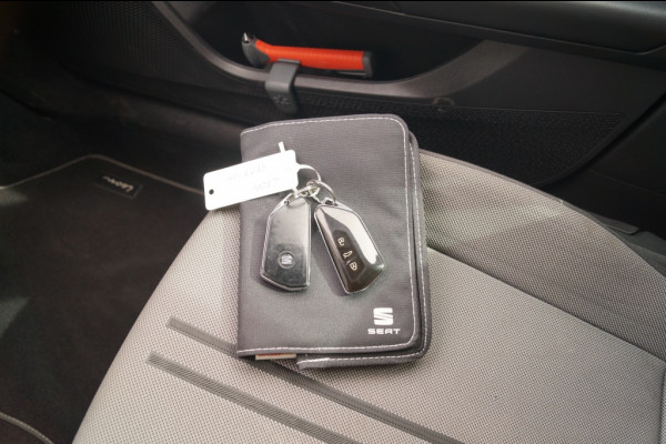Seat Leon Sportstourer 1.0 TSI 110pk Style Business Intense -NAVI-ECC-CAM-