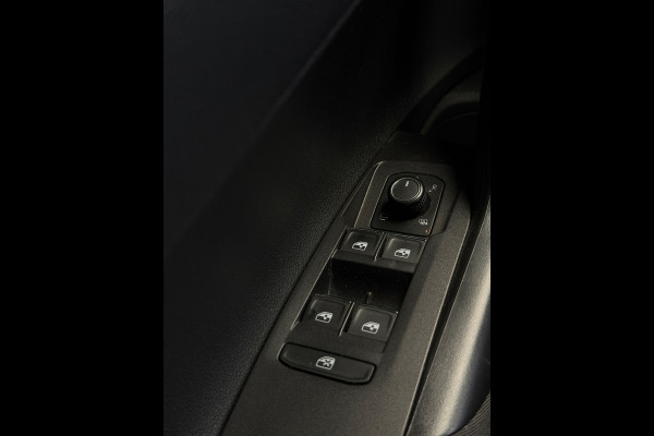 Volkswagen Polo 1.0 TSI R-line CarPlay Automaat