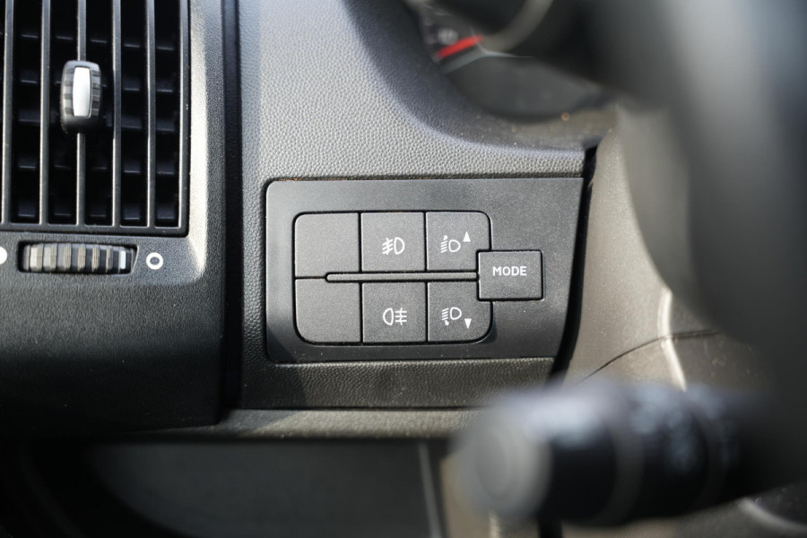 Citroën Jumper 35 2.0 BlueHDi L2H2 Zwaar Trekhaak PDC Airco Cruise Navi