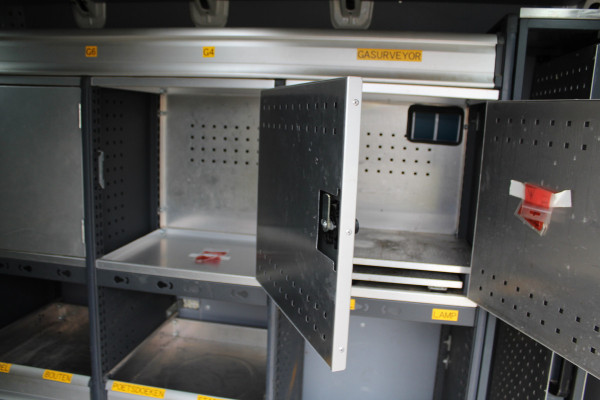 Volkswagen Crafter 50 2.0 TDi 130KW Euro6 L4H3 3,5T Trekhaak -- Bott werkplaats inrichting --