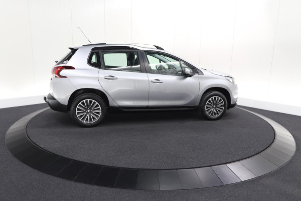 Peugeot 2008 PureTech 110 Blue Lion | Trekhaak | Apple Carplay | Parkeersensoren