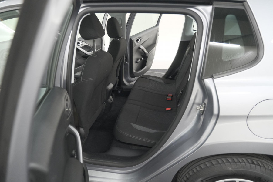 Peugeot 2008 PureTech 110 Blue Lion | Trekhaak | Apple Carplay | Parkeersensoren