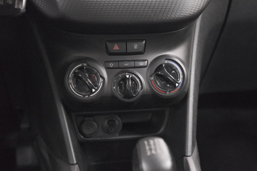 Peugeot 2008 PureTech 110 Blue Lion | Trekhaak | Apple Carplay | Parkeersensoren